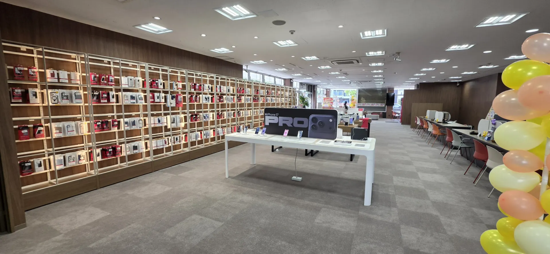 リニューアルしたドコモショップ手稲店
